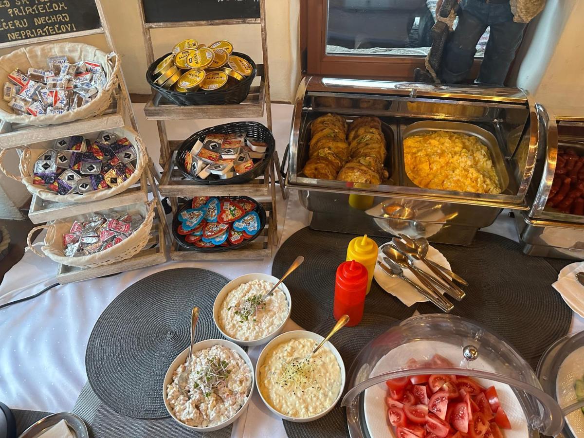 Slanicky Dvor Hotel Námestovo Eksteriør billede